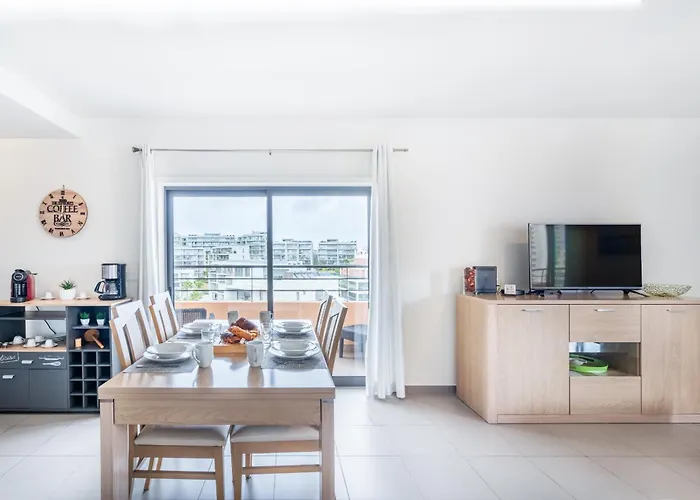 Da Rocha Ocean View With Pool By Homing